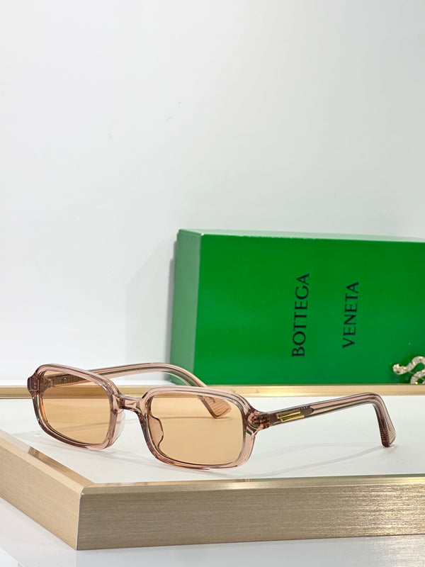 bottega veneta Sunglasses