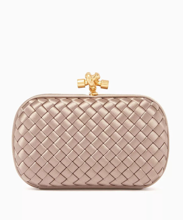 بوتيقا فينيتا Knot Minaudiere كلاتش مقاس 20cm