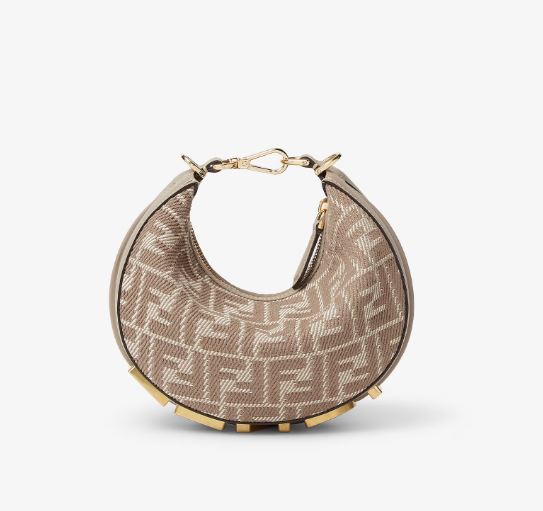 شنطة فندي ميني فنديغرافي دنيم افكت جاكار FF لون بني 