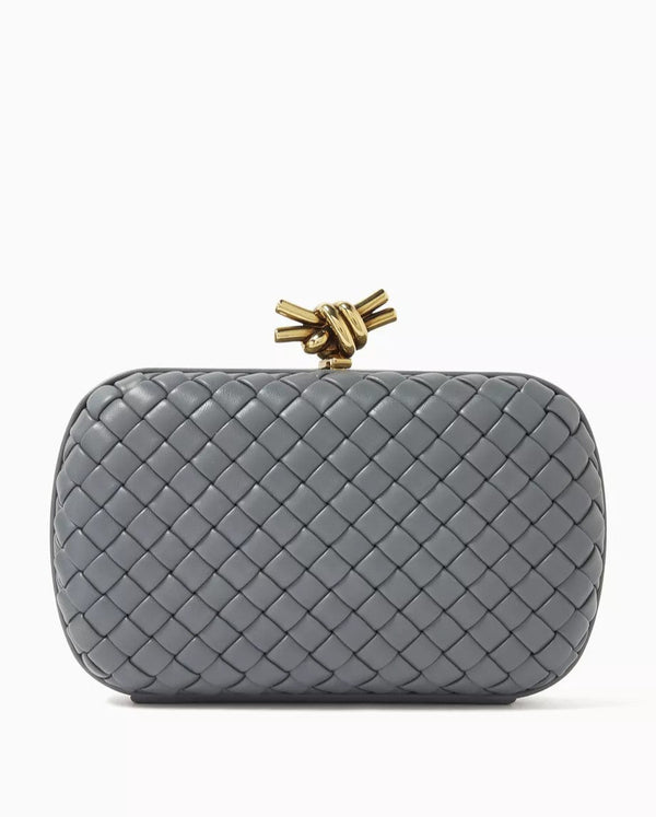 كلاتش Knot Minaudiere بوتيقا فينيتا ماستر جلد رمادي