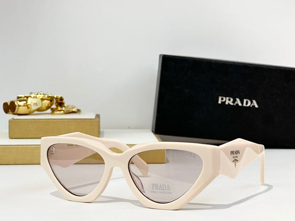 PRADA Sunglasses 29x7 B