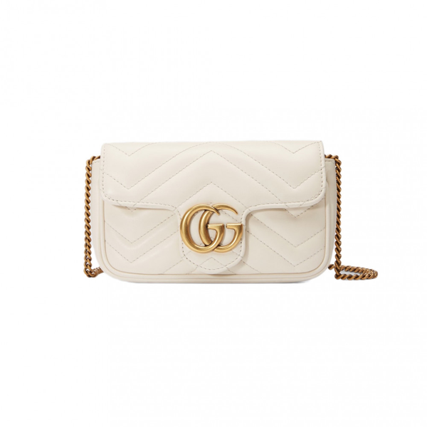 شنطة Gucci GG Marmont Matelassé Super Mini مصنوعة من جلد طبيعي بحجم 25 سم.